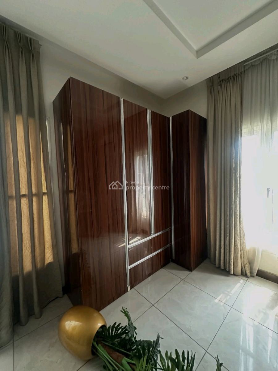 Luxurious 3 Bedroom Apartment, Lekki Phase 1, Lekki, Lagos, Flat / Apartment for Rent