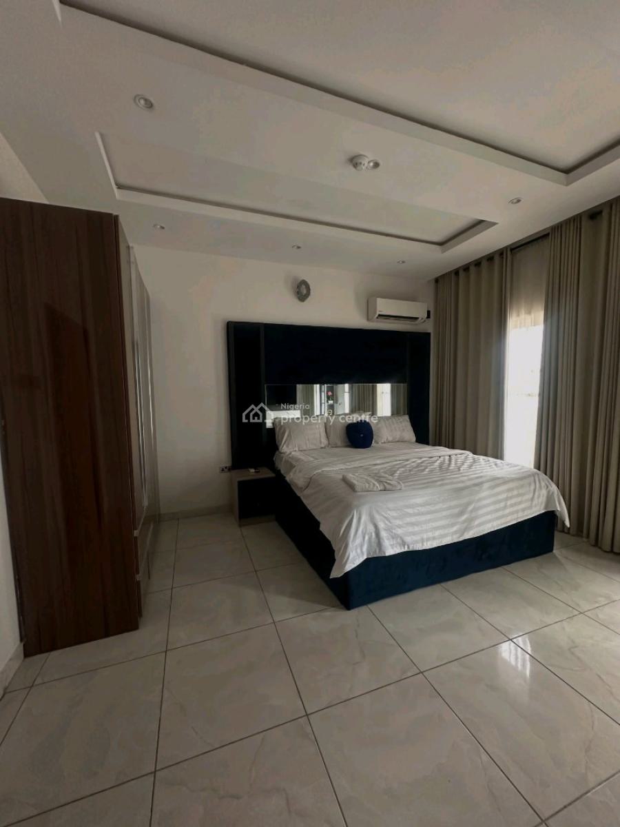 Luxurious 3 Bedroom Apartment, Lekki Phase 1, Lekki, Lagos, Flat / Apartment for Rent