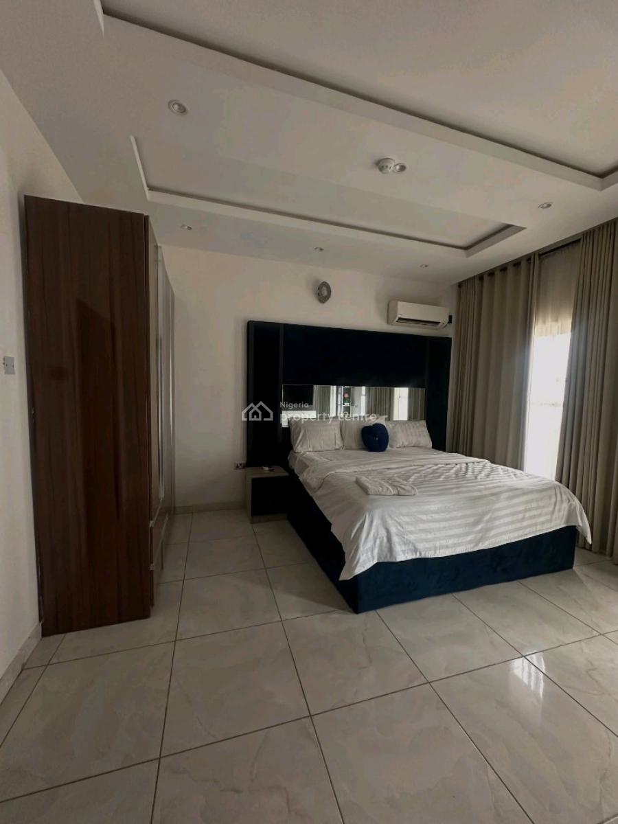 Luxurious 3 Bedroom Apartment, Lekki Phase 1, Lekki, Lagos, Flat / Apartment for Rent