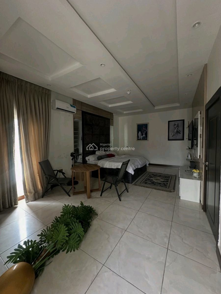 Luxurious 3 Bedroom Apartment, Lekki Phase 1, Lekki, Lagos, Flat / Apartment for Rent