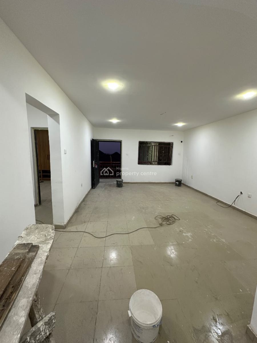 a Spacious Newly Renovated 2bedroom, News Engineering Tarred Road Estate Dawaki, Dawaki, Gwarinpa, Abuja, Flat / Apartment for Rent