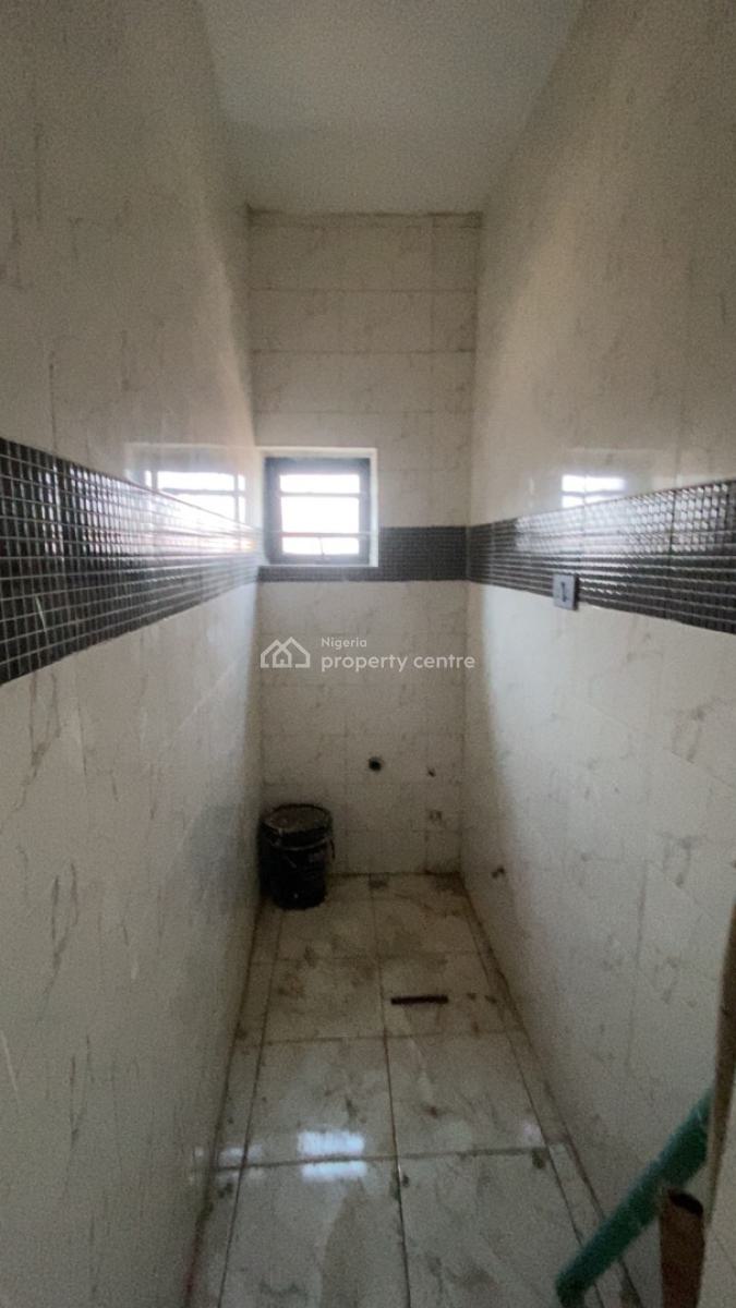 Beautiful Mini Fkat in Akoka, Olanrewaju Street, Akoka, Yaba, Lagos, Mini Flat (room and Parlour) for Rent