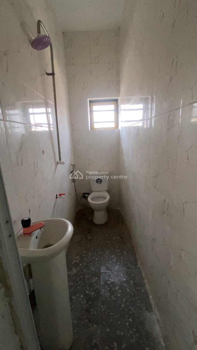 Beautiful Mini Fkat in Akoka, Olanrewaju Street, Akoka, Yaba, Lagos, Mini Flat (room and Parlour) for Rent