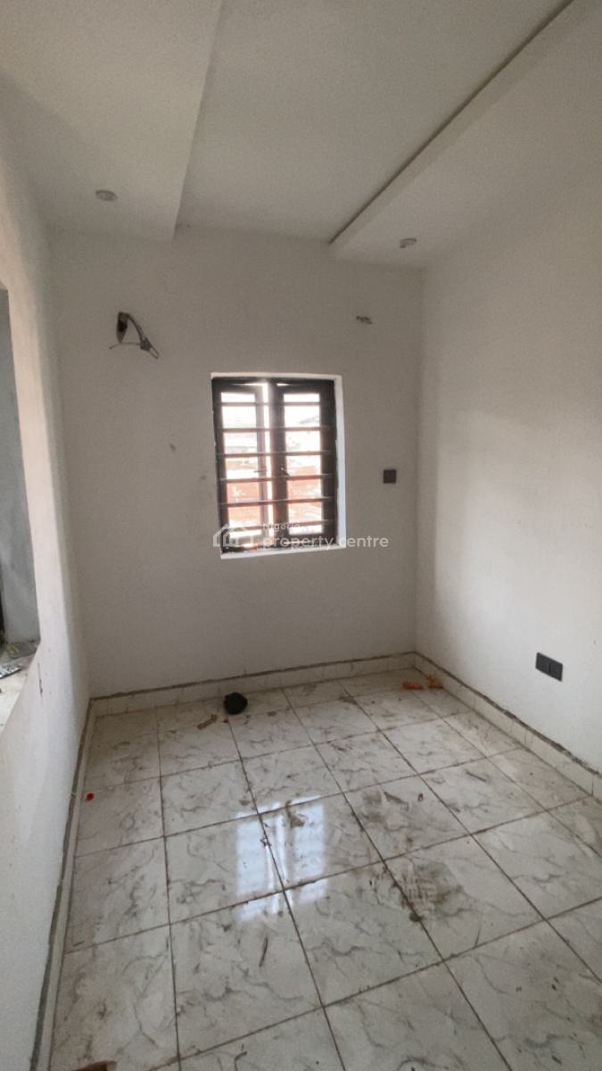 Beautiful Mini Fkat in Akoka, Olanrewaju Street, Akoka, Yaba, Lagos, Mini Flat (room and Parlour) for Rent