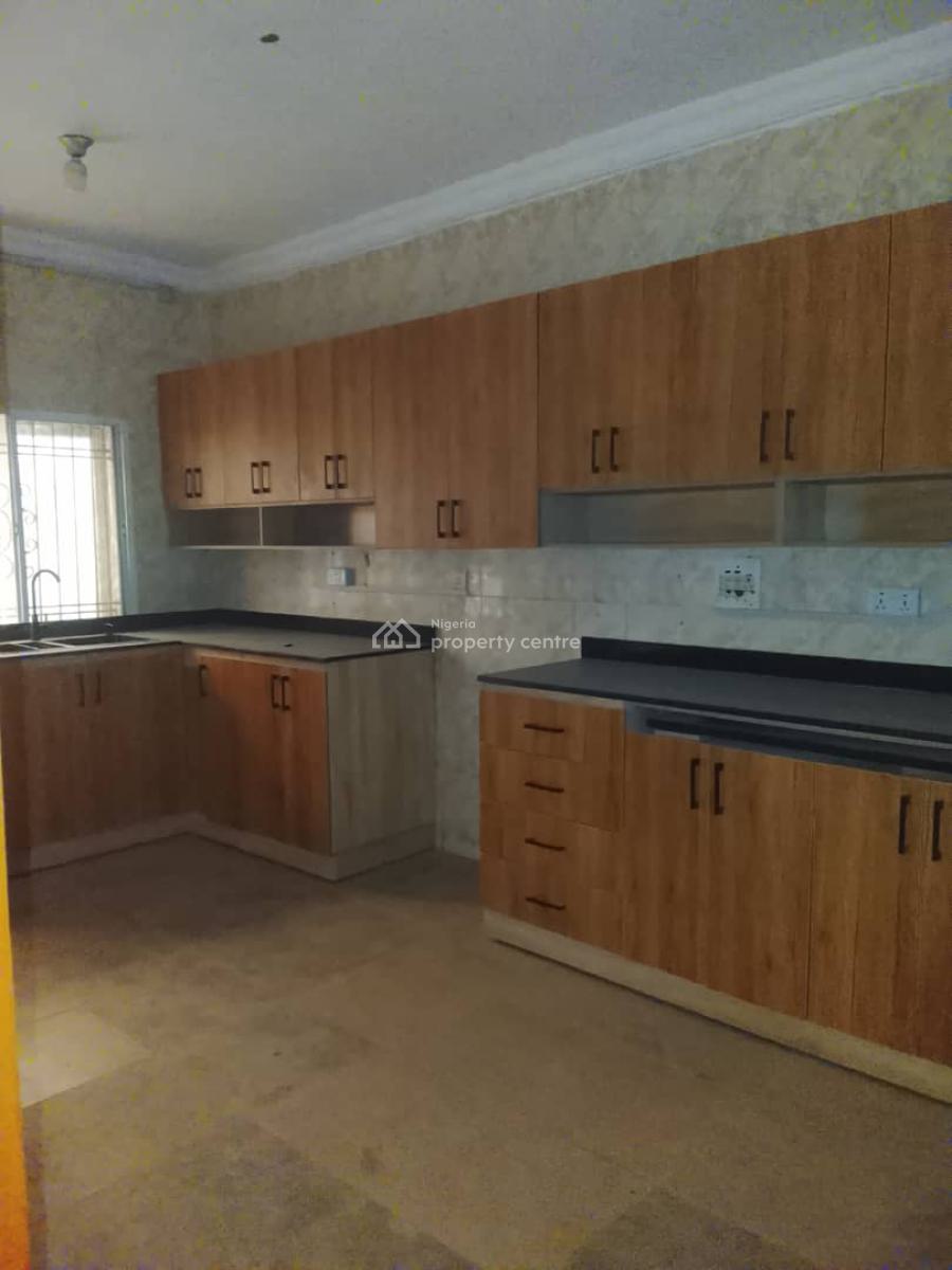 Exclusive 3 Bedroom Terrace  Duplex in a Secured Estate with Aroom Bq, Lekki Phase 1, Lekki, Lagos, Lekki Phase 1, Lekki, Lagos, Terraced Duplex for Rent