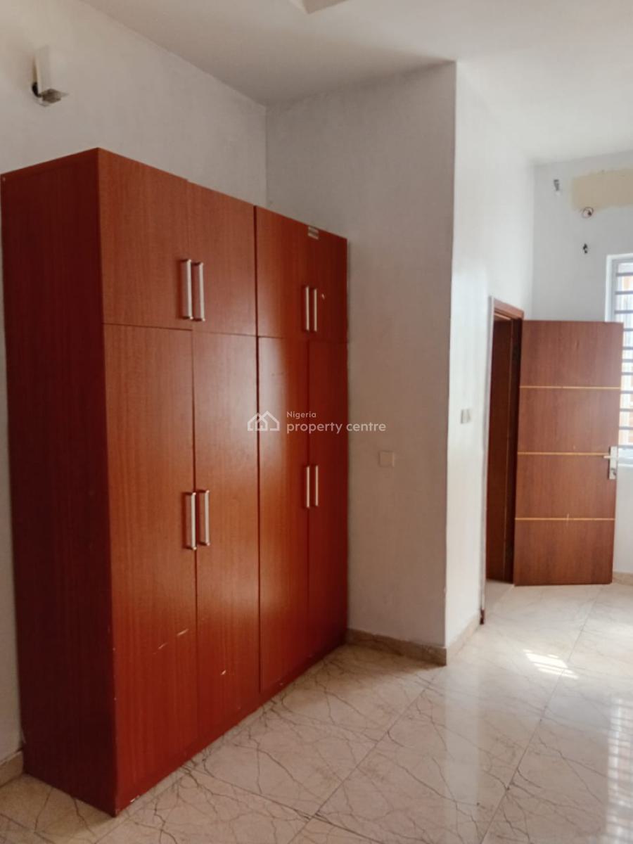 Spacious 3 Bedroom Duplex with a Bq, Chevron Drive, Lekki, Lagos, Semi-detached Duplex for Rent