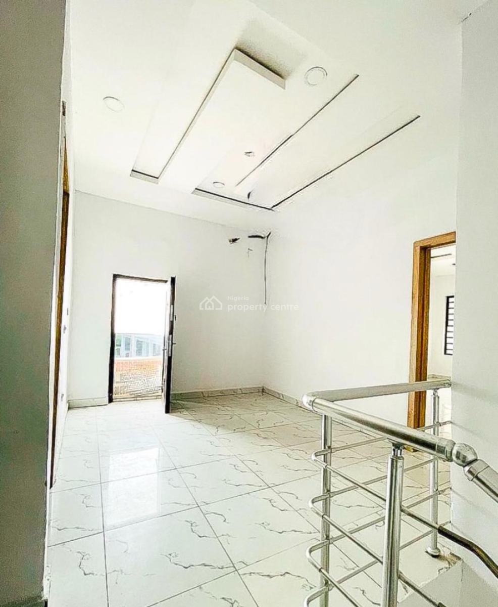 Super Distress Deal 4 Bedroom Terrace Duplex with Self Compound, Orchid, Lekki, Lagos, Terraced Duplex for Sale