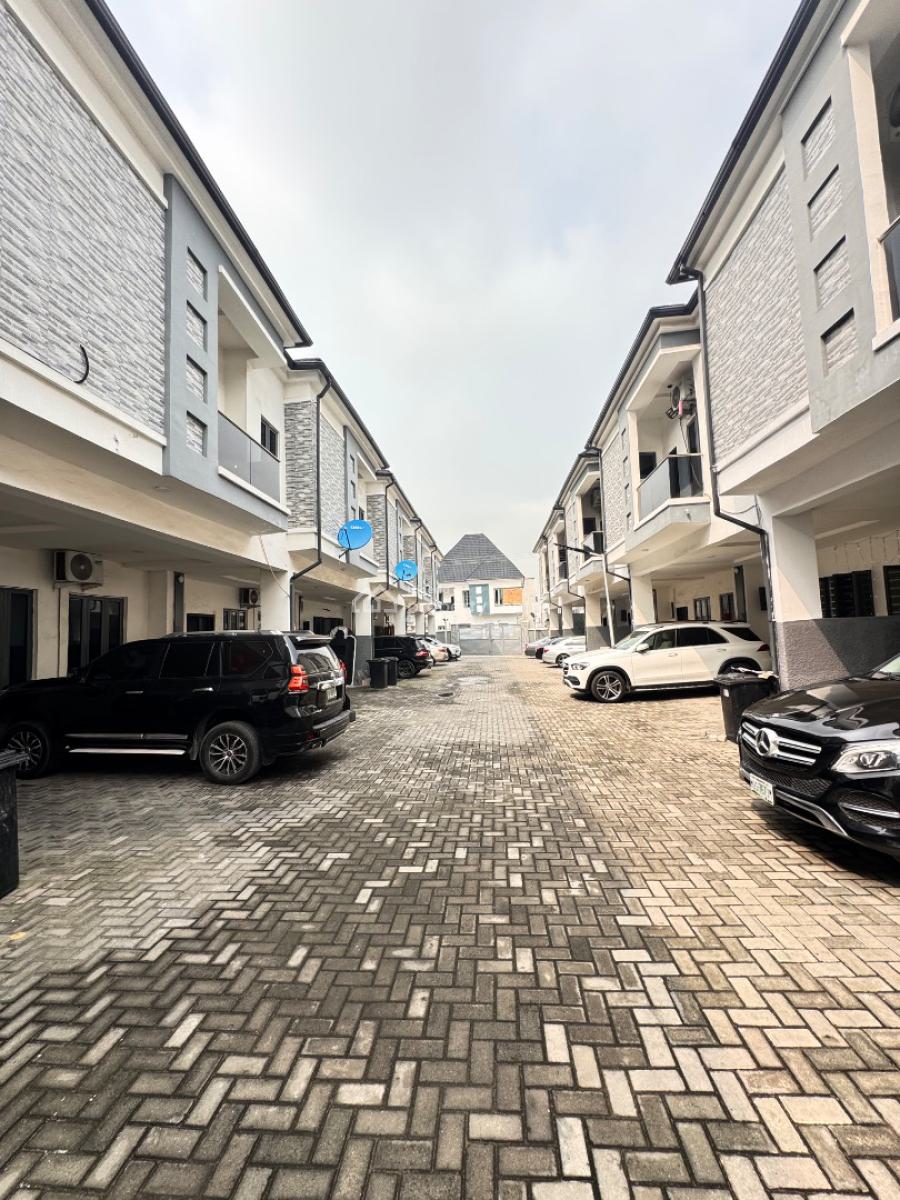 Service Luxury 2 Bedroom Apartment  Available Spacious Room with Gym, Orchid Road Lekki, Lekki, Lagos, Terraced Duplex for Rent