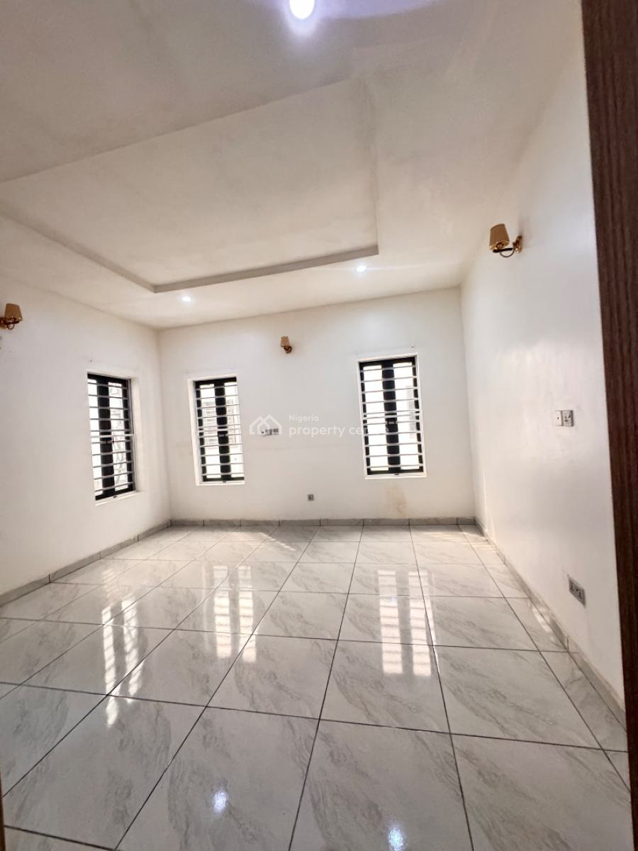Service Luxury 2 Bedroom Apartment  Available Spacious Room with Gym, Orchid Road Lekki, Lekki, Lagos, Terraced Duplex for Rent