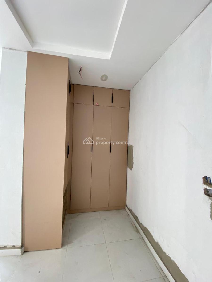 Newly Built Serviced 3 Bedroom Penthouse with Elevator, Off Freedom Way, Lekki Phase 1, Lekki, Lagos, Block of Flats for Sale