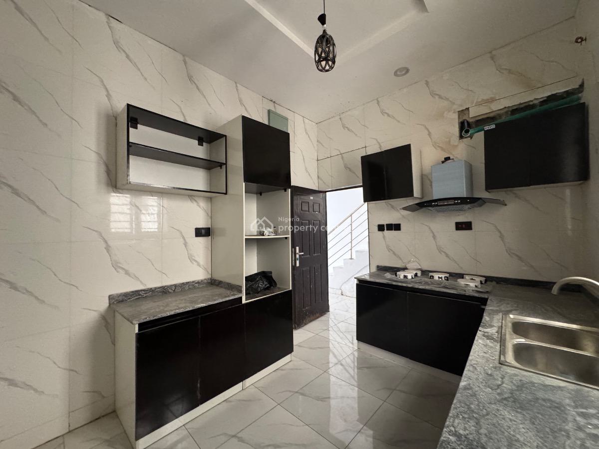 2/3bedroom Terrace with Bq, Ajah, Lagos, Terraced Duplex for Sale