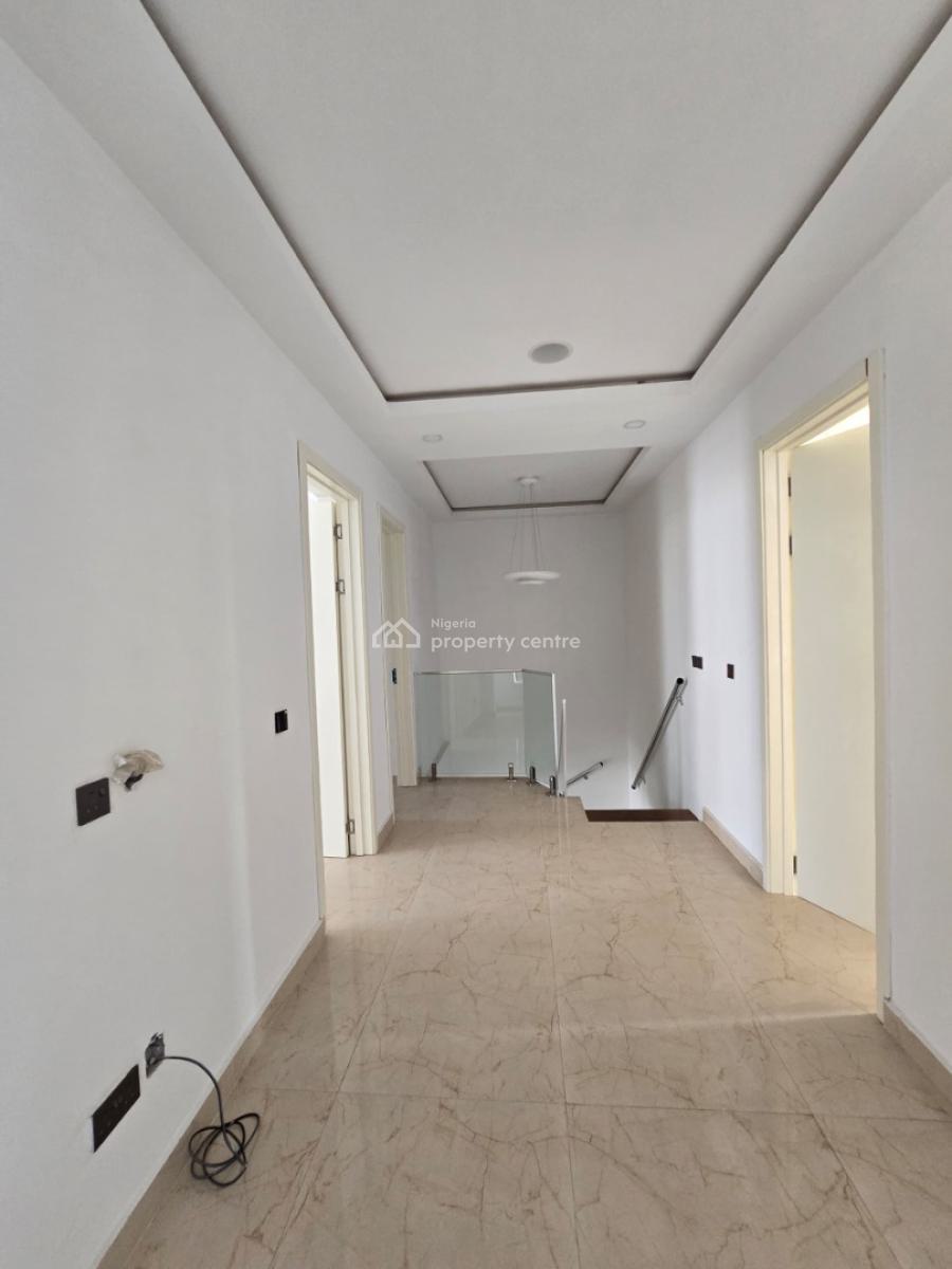 Tastefully Finished Serviced 4 Bedroom Maisonette with a Room Bq, Lekki Phase 1, Lekki, Lagos, Terraced Duplex for Sale