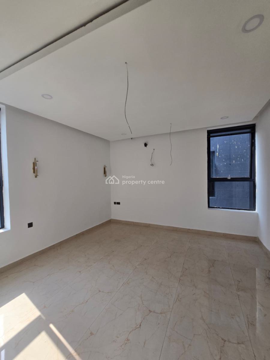 Tastefully Finished Serviced 4 Bedroom Maisonette with a Room Bq, Lekki Phase 1, Lekki, Lagos, Terraced Duplex for Sale