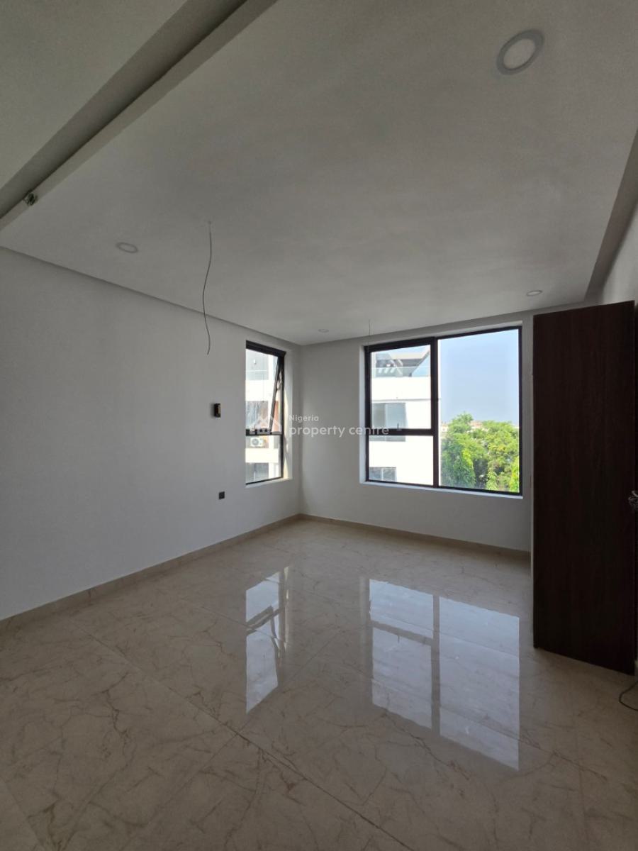 Tastefully Finished Serviced 4 Bedroom Maisonette with a Room Bq, Lekki Phase 1, Lekki, Lagos, Terraced Duplex for Sale