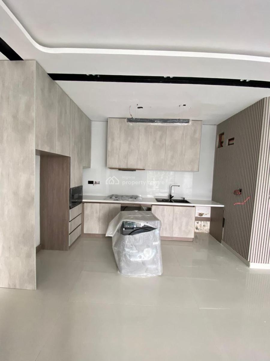 a Spacious and Tastefully Finished 2-bedroom Serviced Apartments, Lekki Phase 1, Lekki, Lagos, Flat / Apartment for Sale