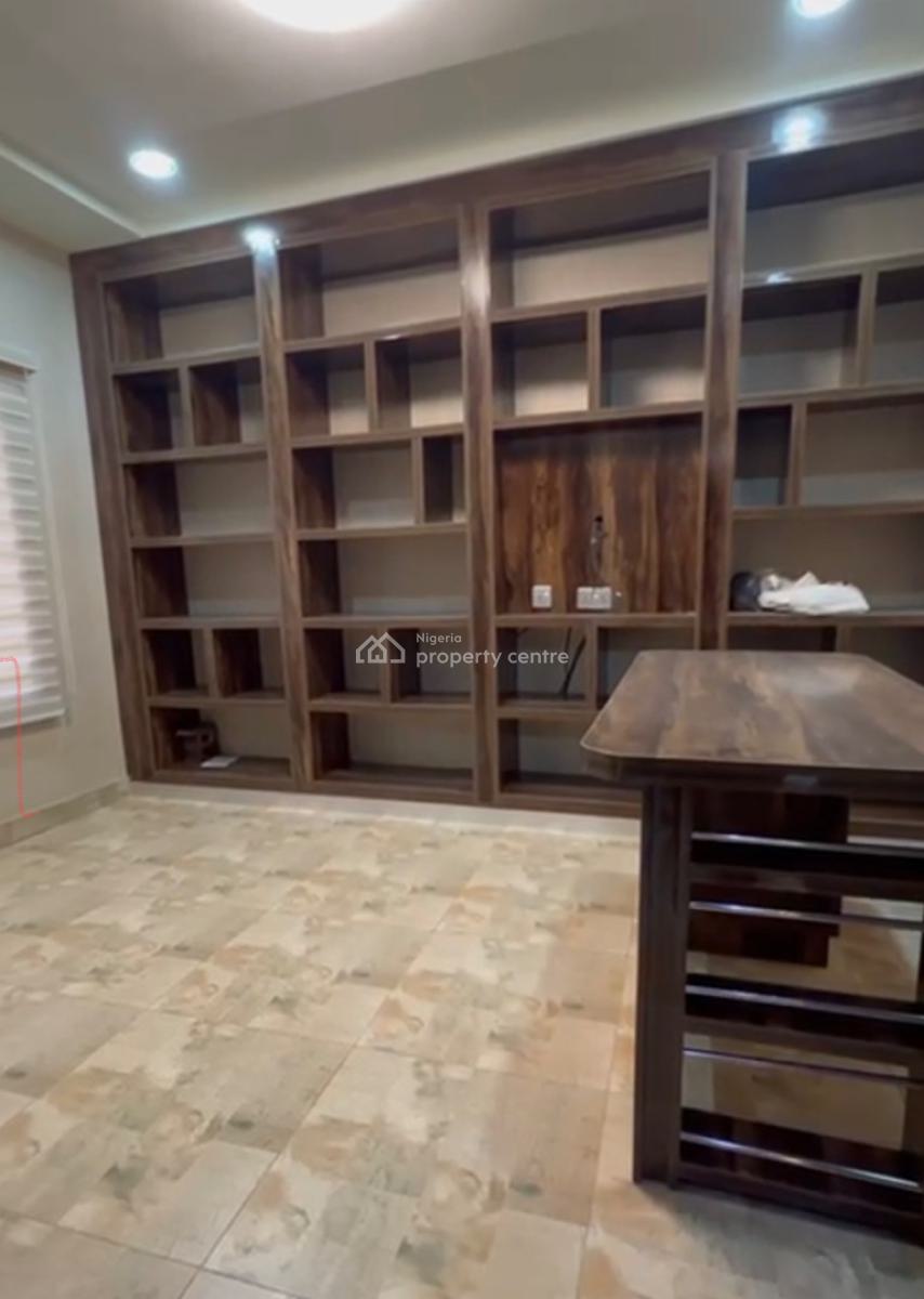 Partially Furnished 4 Bedroom Terrace  Duplex and Bq, Main, Guzape District, Abuja, Semi-detached Duplex for Rent