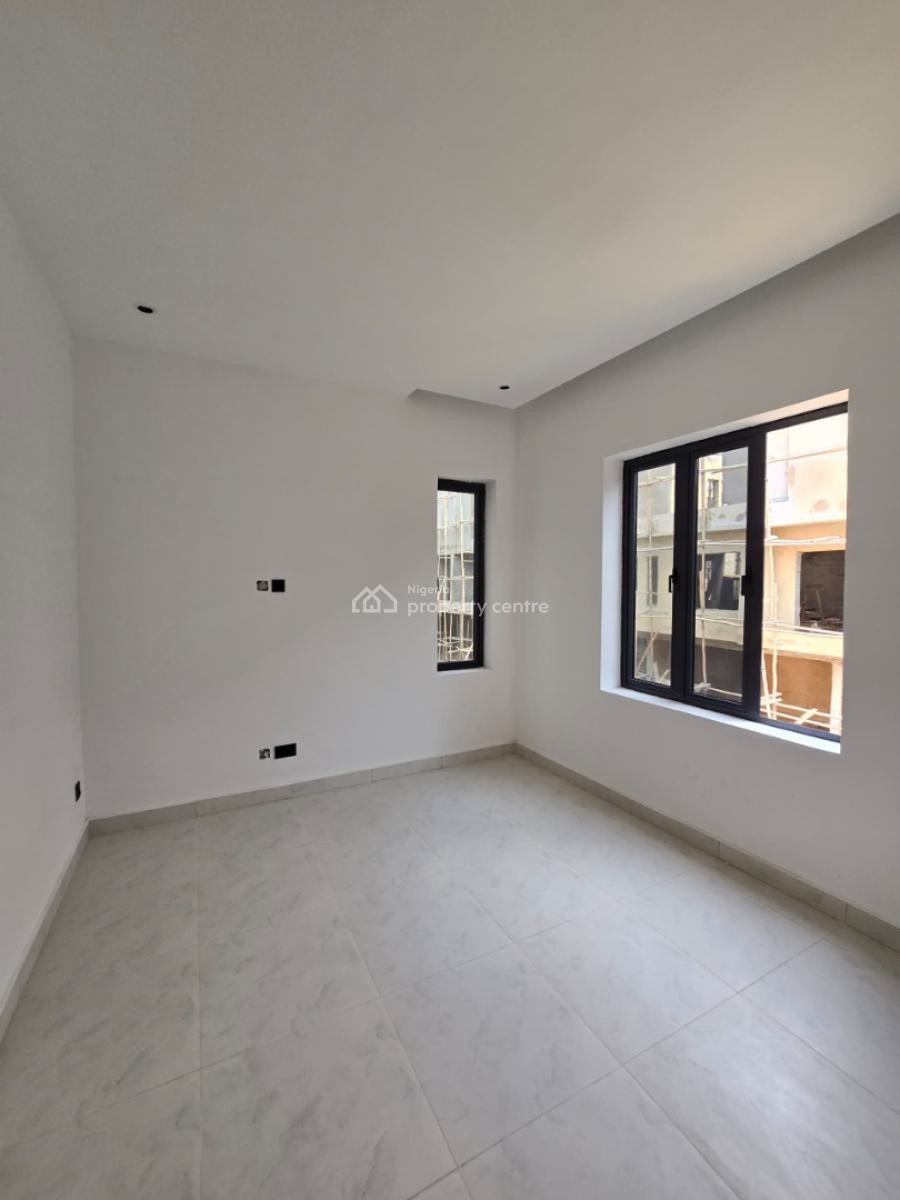 Contemporary Luxury Designed Serviced 4 Bedroom Semi-detached with Bq, Lekki Phase 1, Lekki, Lagos, Semi-detached Duplex for Sale
