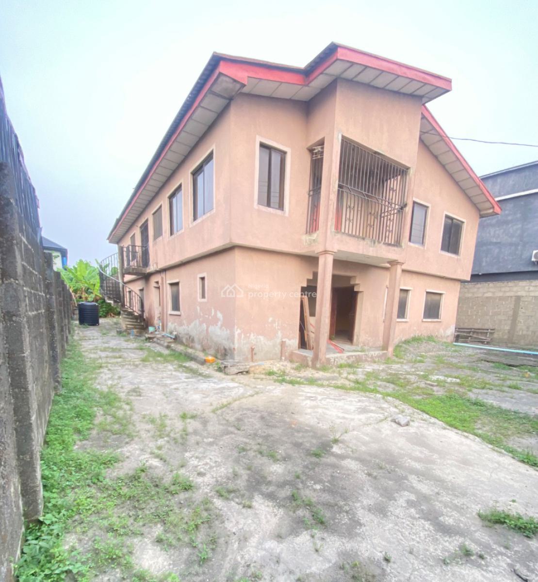 Commercial Old 6bedroom House Directly Facing Eputu/awoyaya Major Road, Directly Facing The Tarred Road, Eputu, Ibeju Lekki, Lagos, Detached Duplex for Sale