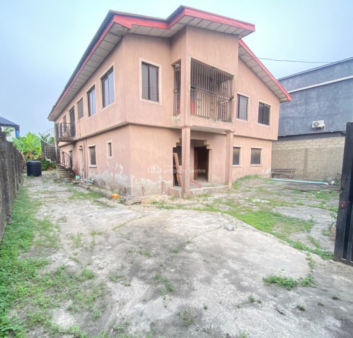 Commercial Old 6bedroom House Directly Facing Eputu/awoyaya Major Road, Directly Facing The Tarred Road, Eputu, Ibeju Lekki, Lagos, Detached Duplex for Sale