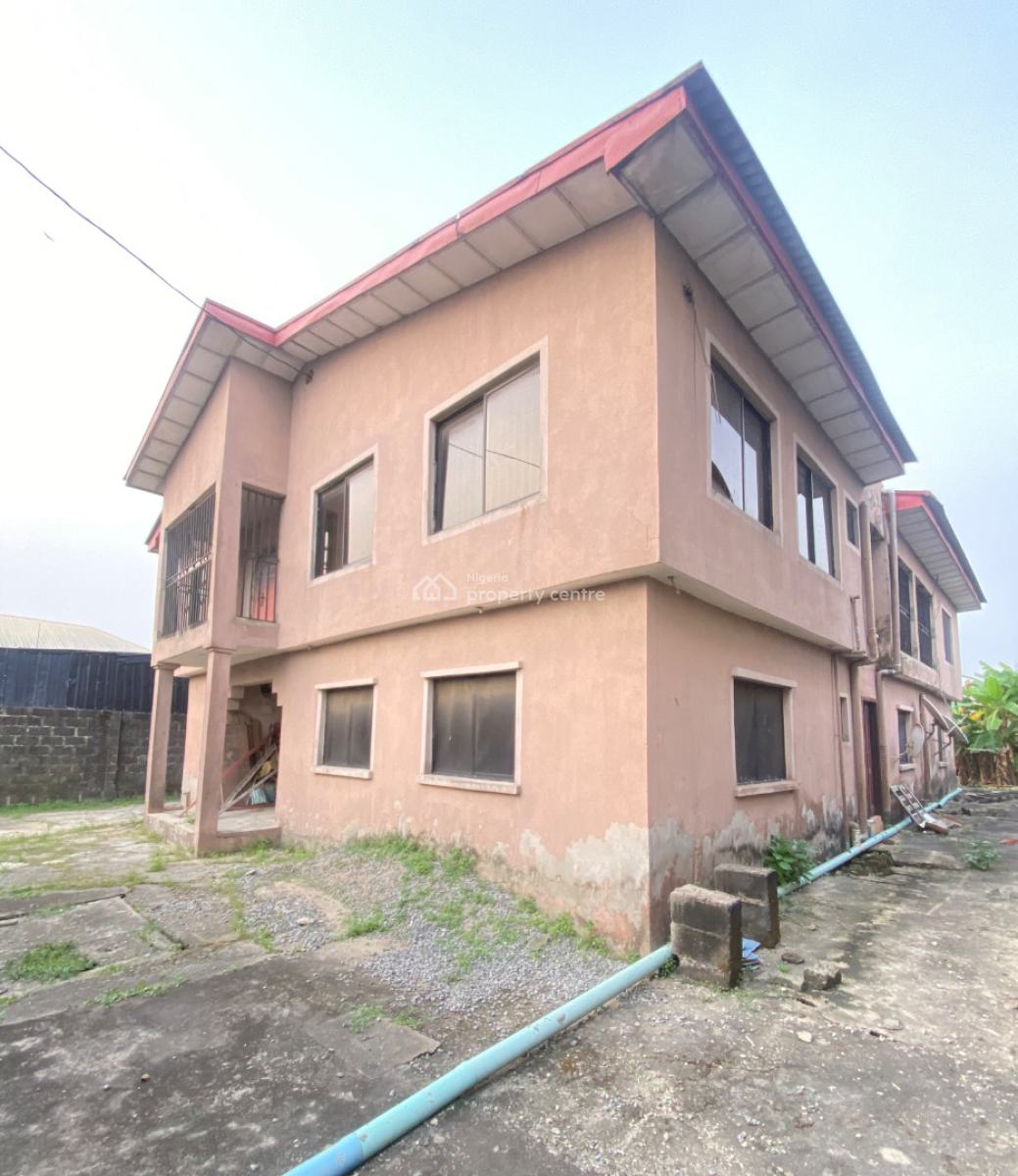 Commercial Old 6bedroom House Directly Facing Eputu/awoyaya Major Road, Directly Facing The Tarred Road, Eputu, Ibeju Lekki, Lagos, Detached Duplex for Sale