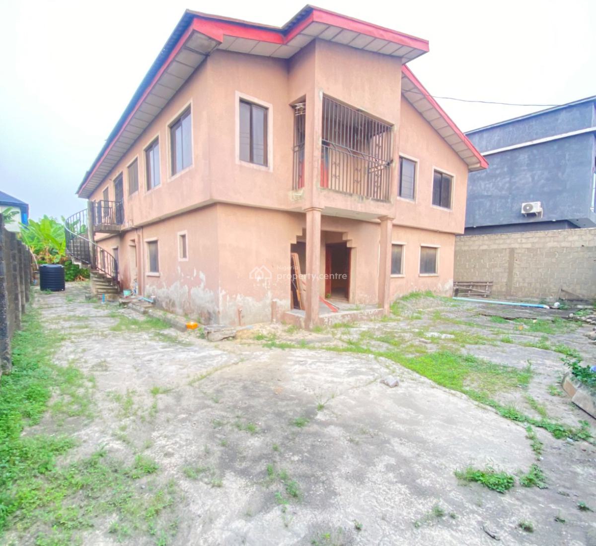 Commercial Old 6bedroom House Directly Facing Eputu/awoyaya Major Road, Directly Facing The Tarred Road, Eputu, Ibeju Lekki, Lagos, Detached Duplex for Sale