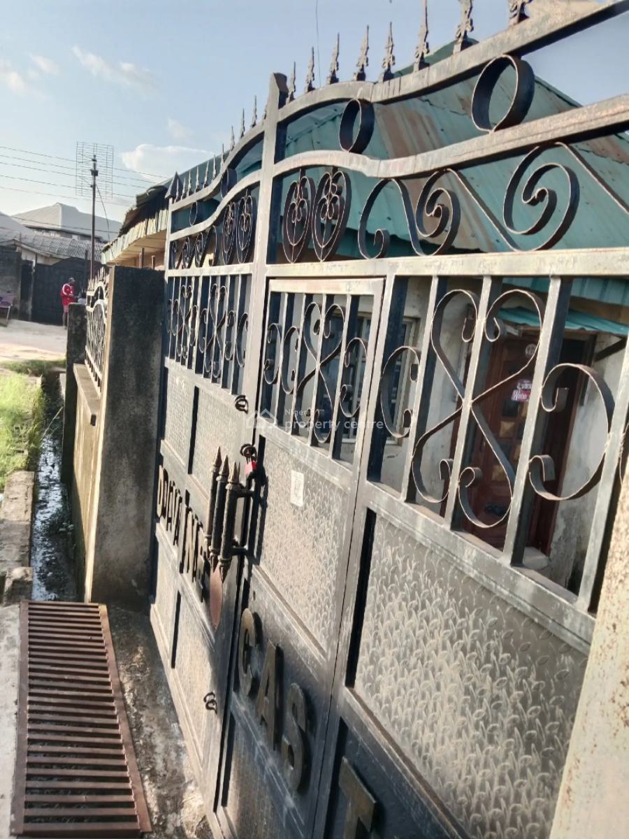 5 Bedroom Duplex, 1 Mini Flat and 2  Shops at Igodo, Z, Restoration Estate, Magboro, Ogun, Detached Duplex for Sale