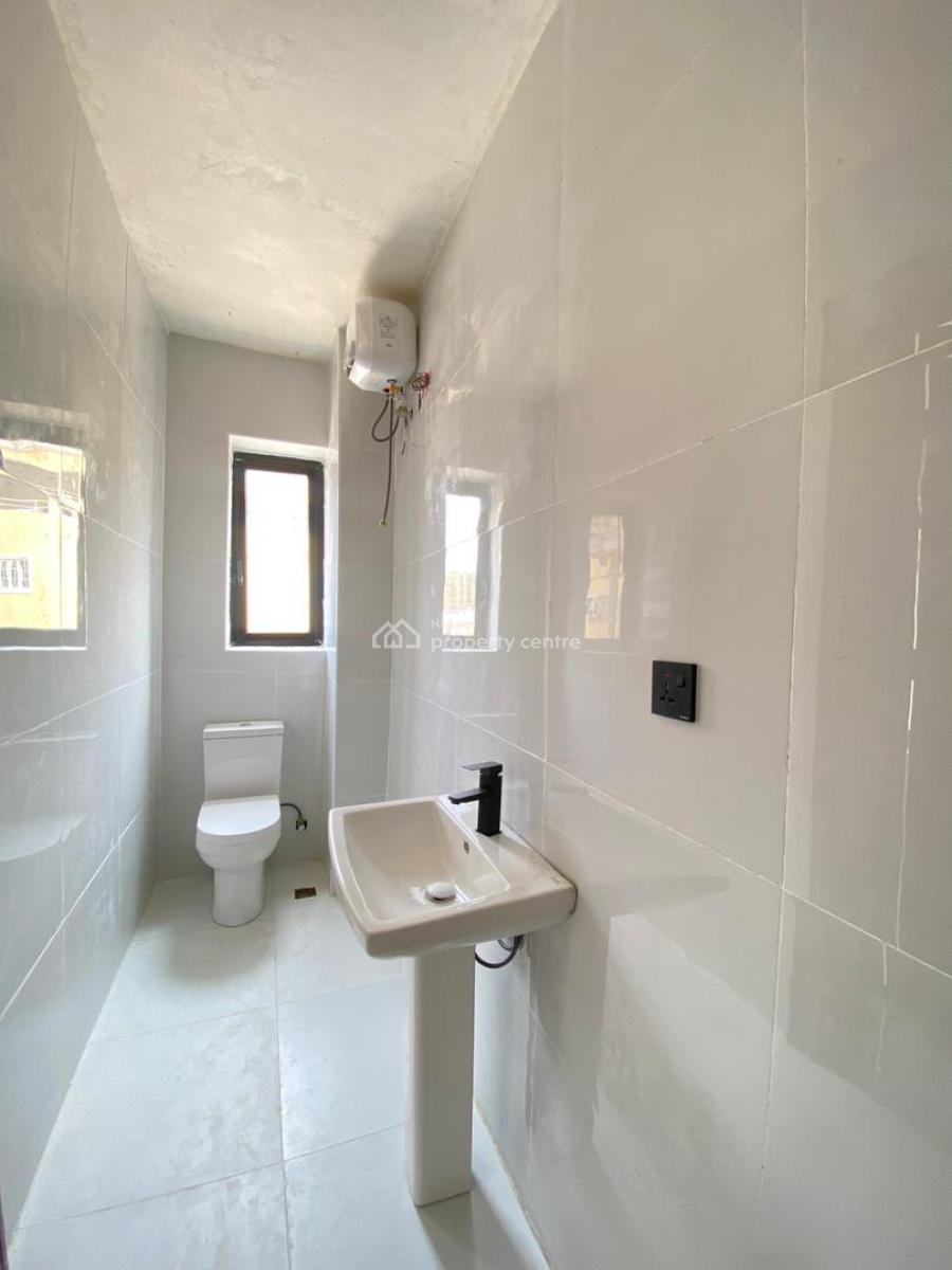 Tastefully Finished 2-bedroom Serviced Apartment with Elevator & Pool, Lekki Phase 1, Lekki, Lagos, Flat / Apartment for Sale