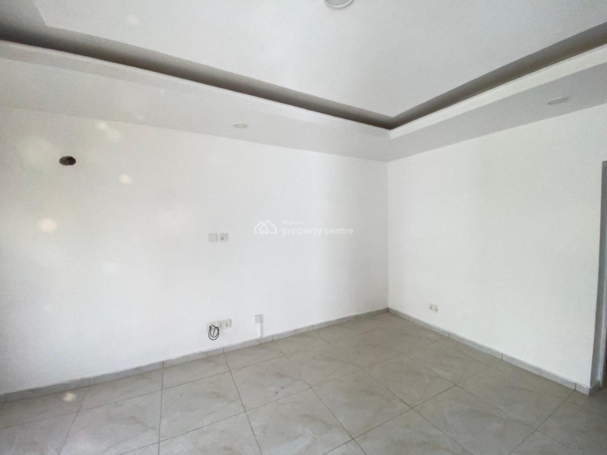 Lovely  4 Bedroom Available, in a Secured Estate, Life Camp, Abuja, Flat / Apartment for Rent