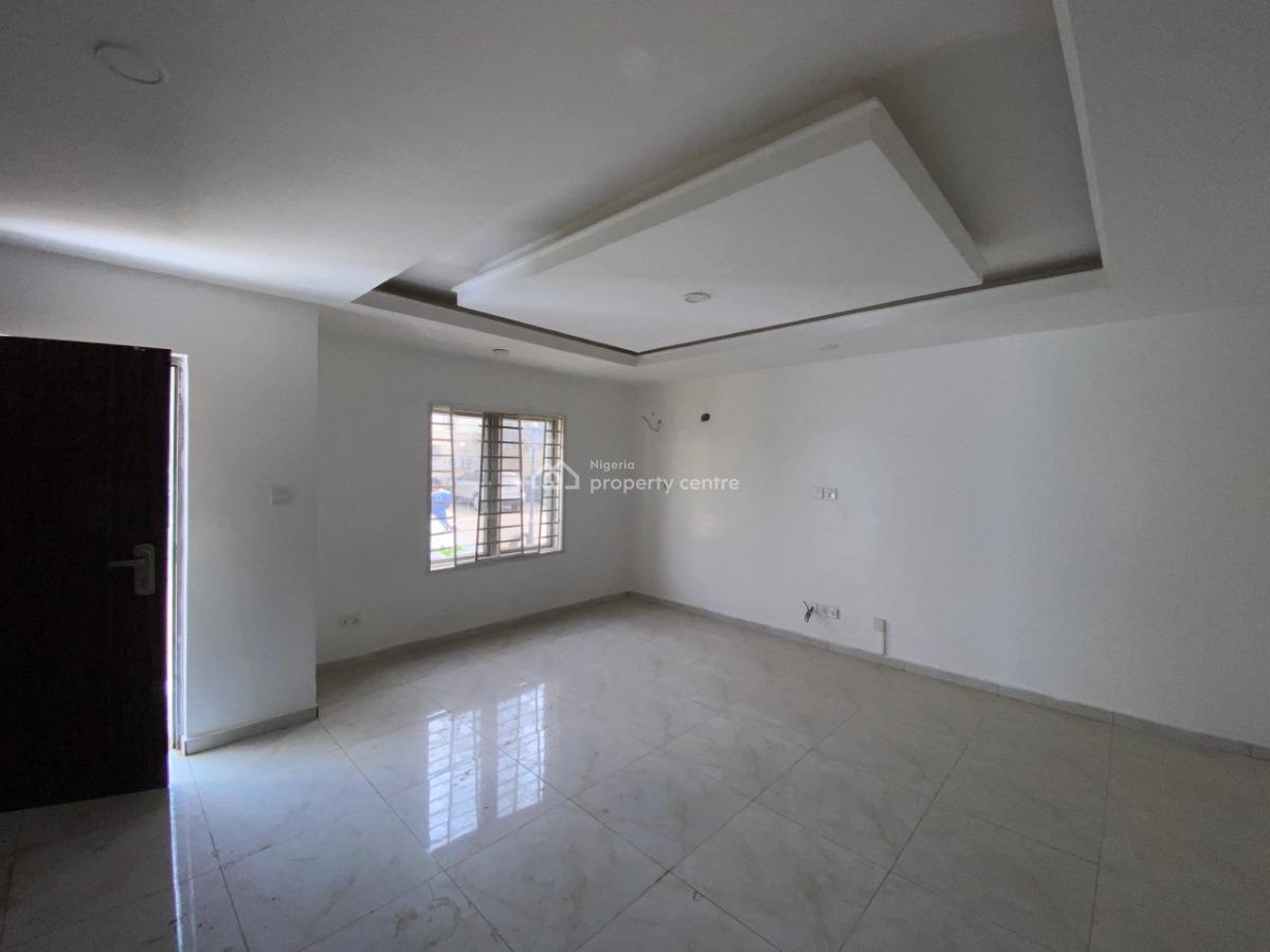 Lovely  4 Bedroom Available, in a Secured Estate, Life Camp, Abuja, Flat / Apartment for Rent