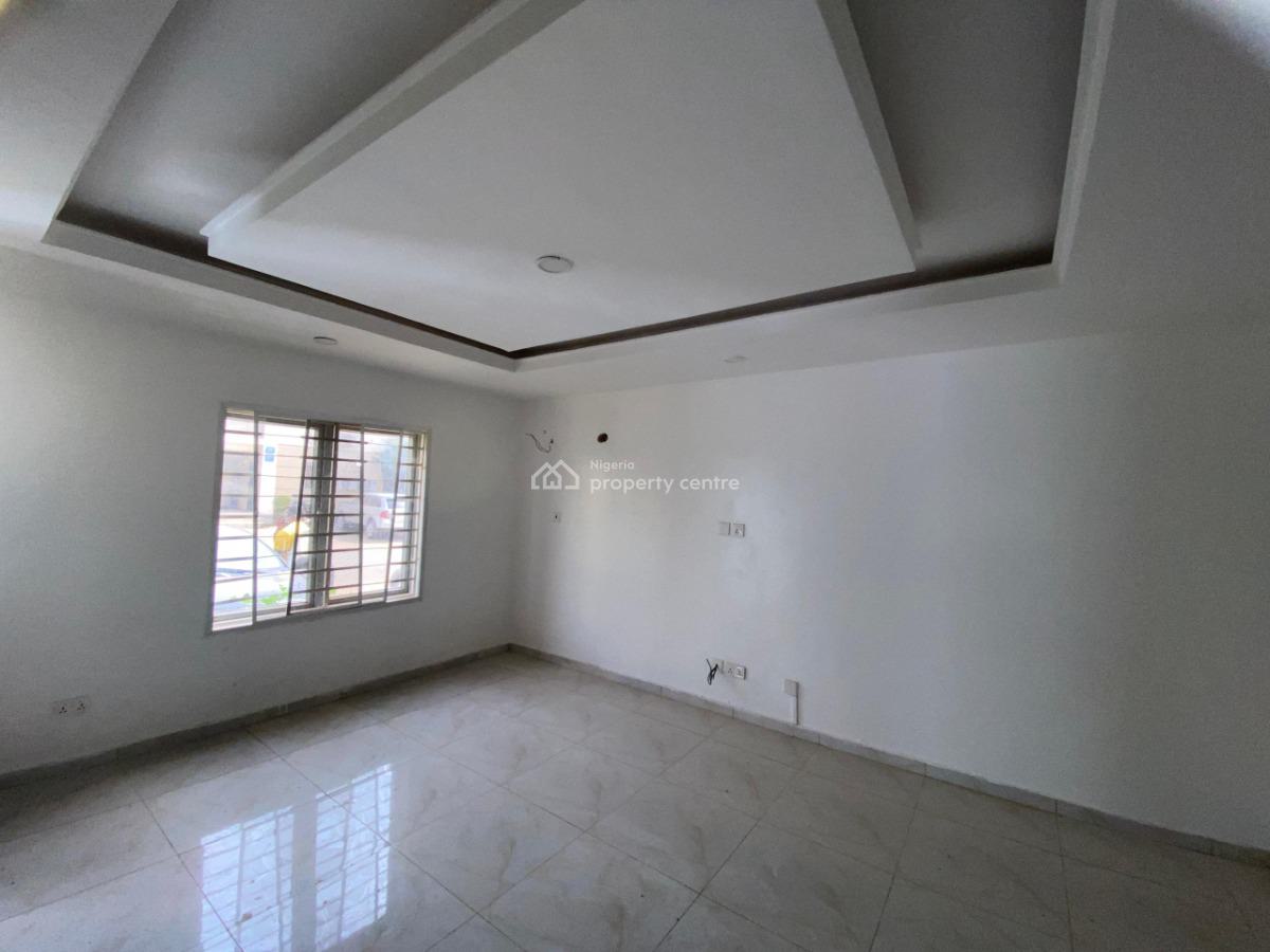 Lovely  4 Bedroom Available, in a Secured Estate, Life Camp, Abuja, Flat / Apartment for Rent