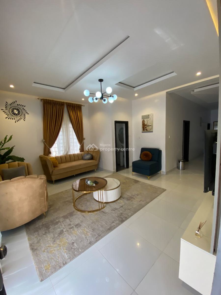 Fully Furnished One Bedroom Apartment Upstairs, Gracious Court Lbs Lekki, Ajah, Lagos, Flat / Apartment for Rent