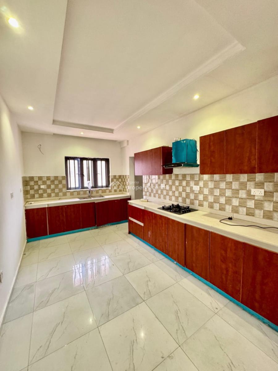 Luxury 3 Bedroom Apartment with Excellent Facility, Lekki Phase 1, Lekki, Lagos, Flat / Apartment for Rent