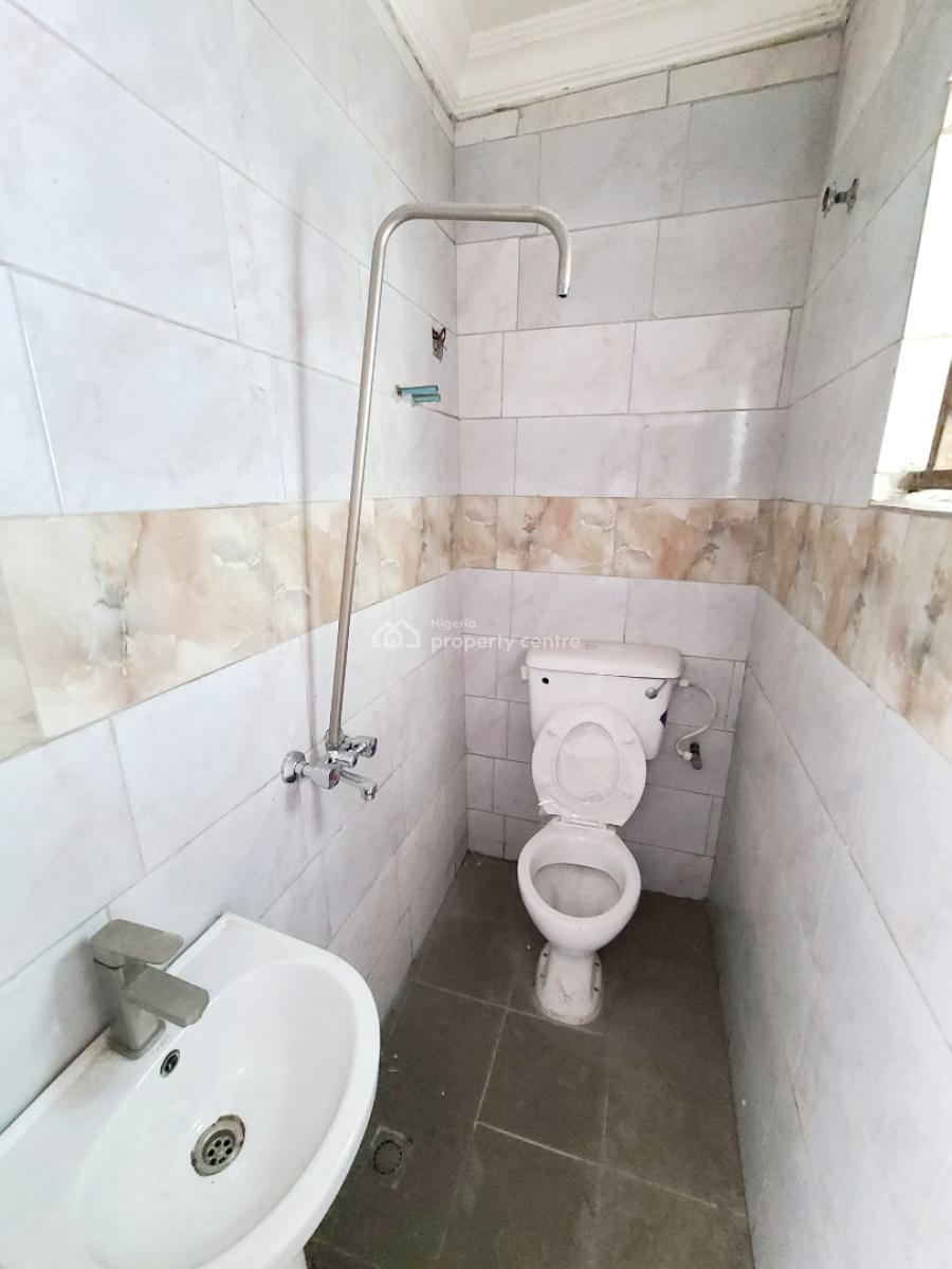 Newly Renovated 2 Bedroom Flat_upstairs, Chevron Estate, Chevron Drive, Lekki, Lagos, Flat / Apartment for Rent