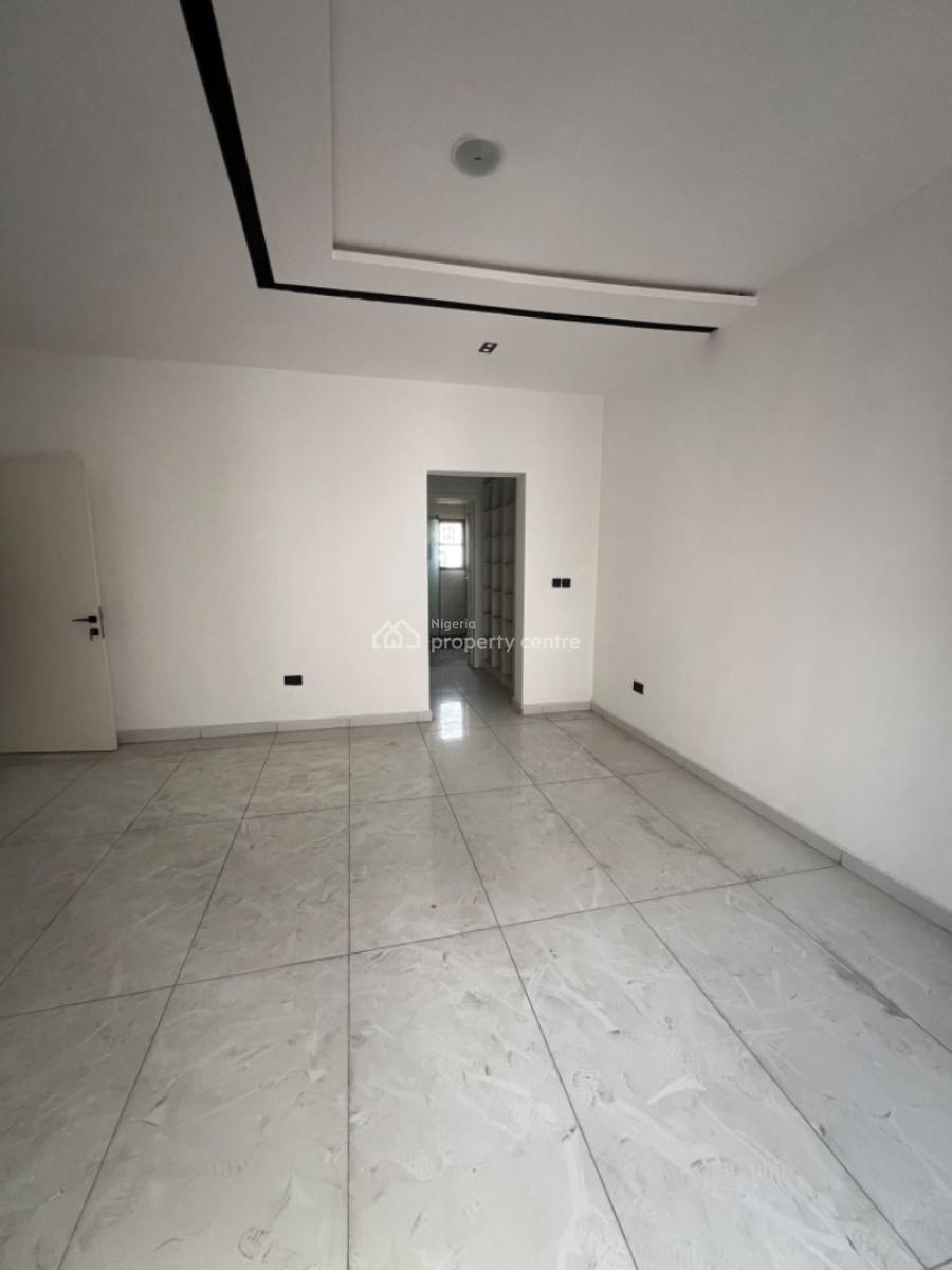 Nicely Built 4 Bedroom Duplex, Lekki Phase 1, Lekki, Lagos, Terraced Duplex for Sale