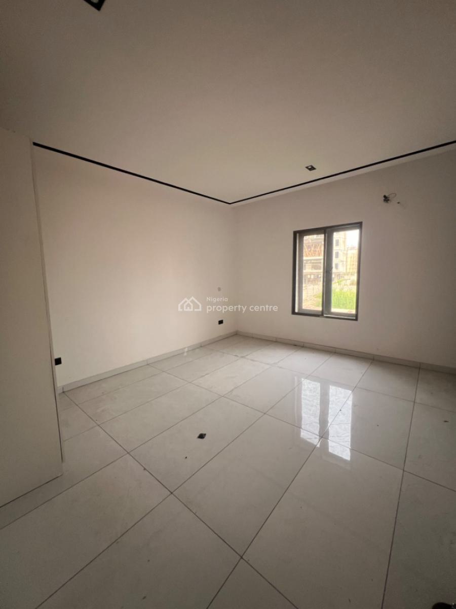 Nicely Built 4 Bedroom Duplex, Lekki Phase 1, Lekki, Lagos, Terraced Duplex for Sale