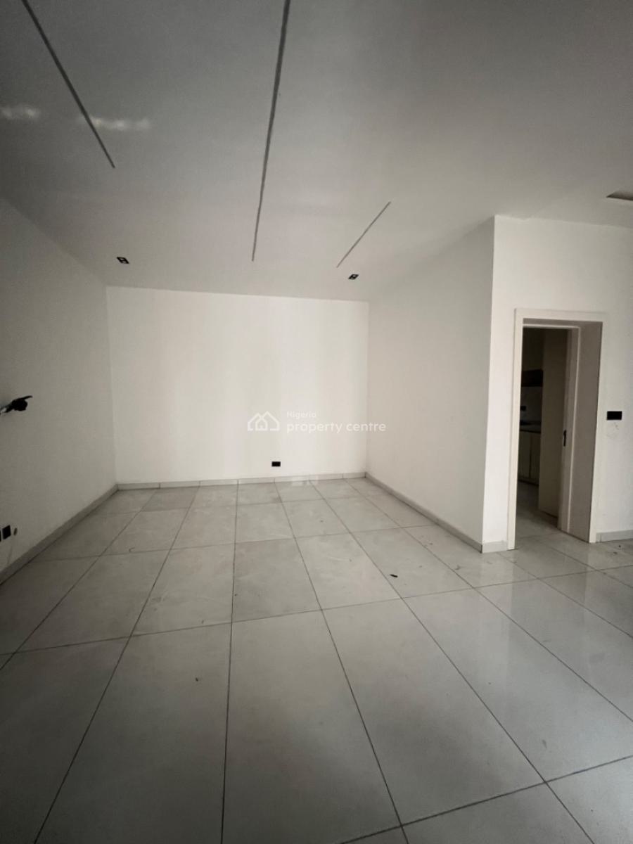 Nicely Built 4 Bedroom Duplex, Lekki Phase 1, Lekki, Lagos, Terraced Duplex for Sale