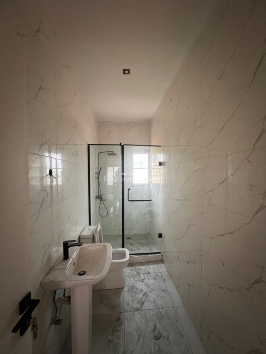 Nicely Built 4 Bedroom Duplex, Lekki Phase 1, Lekki, Lagos, Terraced Duplex for Sale