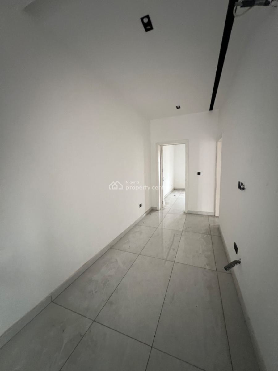 Nicely Built 4 Bedroom Duplex, Lekki Phase 1, Lekki, Lagos, Terraced Duplex for Sale