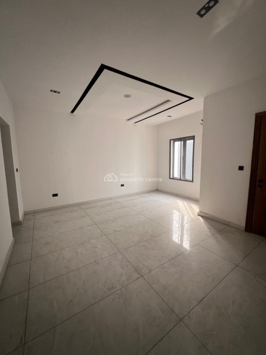 Nicely Built 4 Bedroom Duplex, Lekki Phase 1, Lekki, Lagos, Terraced Duplex for Sale