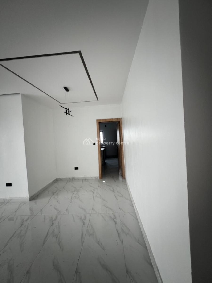 Exclusive & Smart 2 Bedroom Apartment, Lekki Phase 1, Lekki, Lagos, Flat / Apartment for Sale