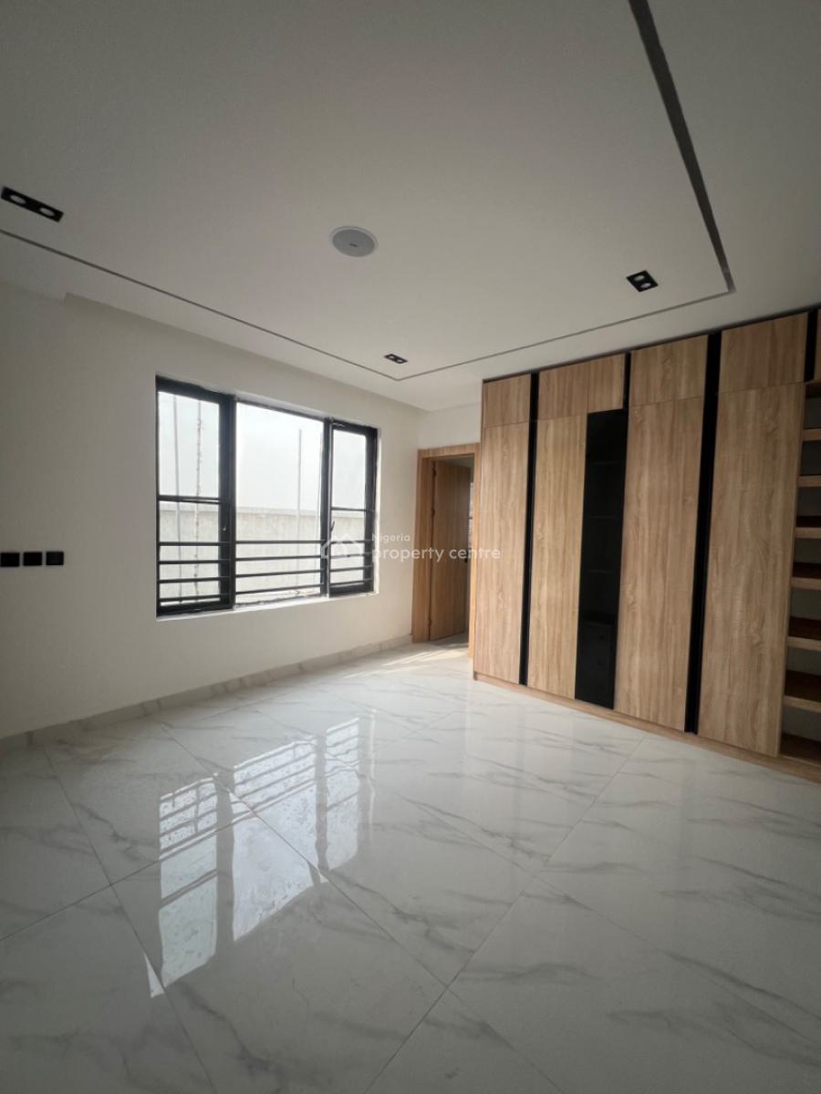 Exclusive & Smart 2 Bedroom Apartment, Lekki Phase 1, Lekki, Lagos, Flat / Apartment for Sale