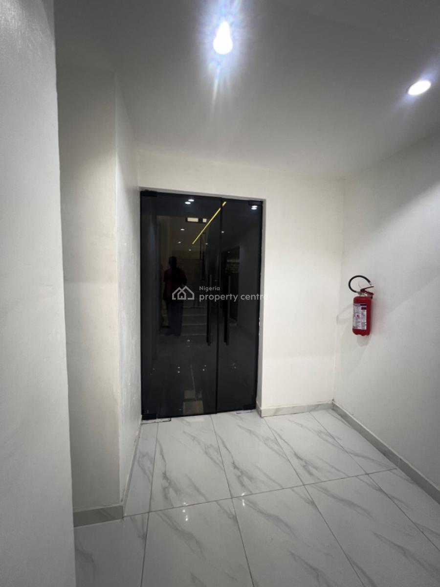 Exclusive & Smart 2 Bedroom Apartment, Lekki Phase 1, Lekki, Lagos, Flat / Apartment for Sale