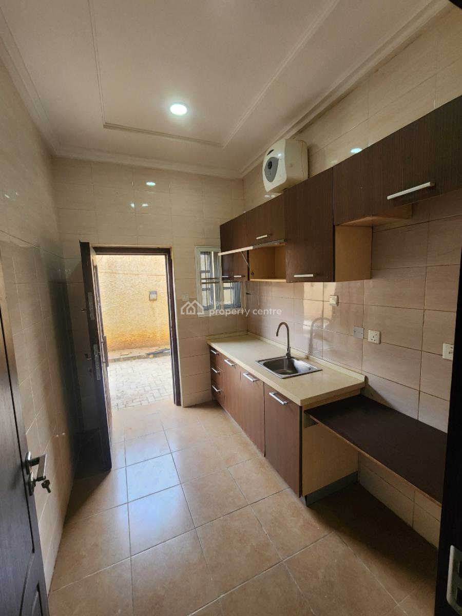Luxury One Bedroom Block of Flat, Dawaki District, Gwarinpa, Abuja, Flat / Apartment for Rent