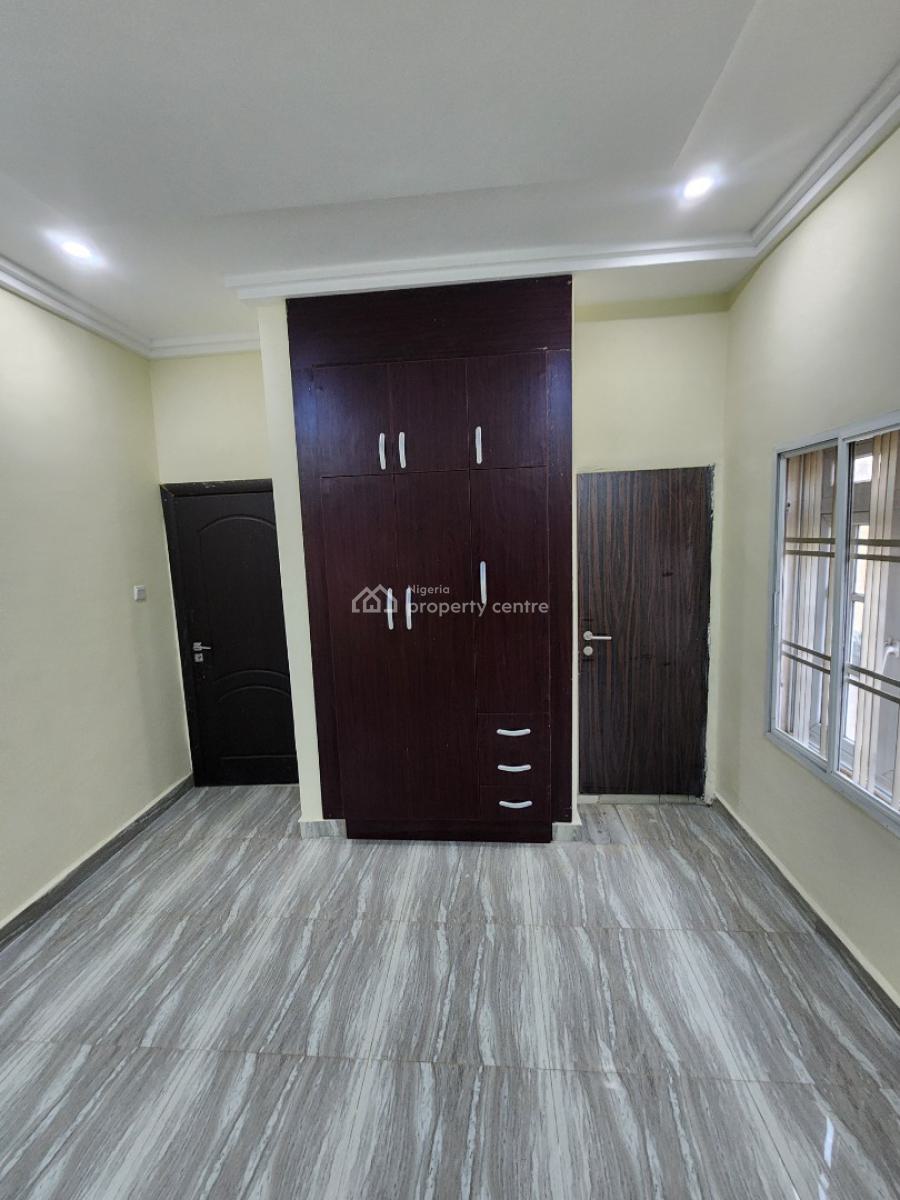Luxury One Bedroom Block of Flat, Dawaki District, Gwarinpa, Abuja, Flat / Apartment for Rent
