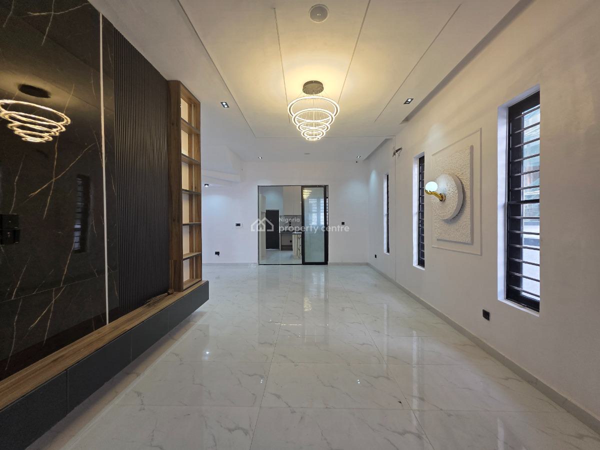 Strategically Located Luxury 5 Bedroom Detached Duplex with Pool, Ikota, Lekki, Lagos, Detached Duplex for Sale