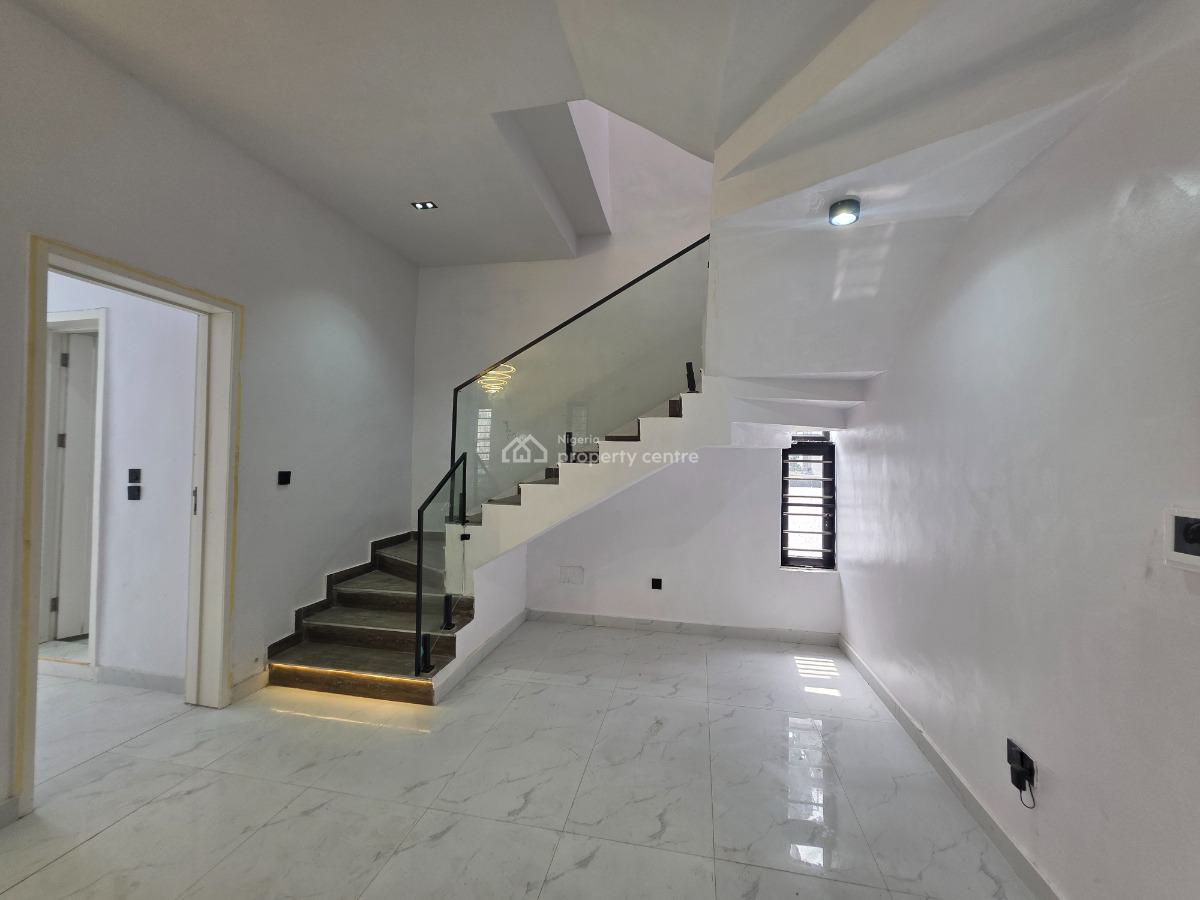 Strategically Located Luxury 5 Bedroom Detached Duplex with Pool, Ikota, Lekki, Lagos, Detached Duplex for Sale