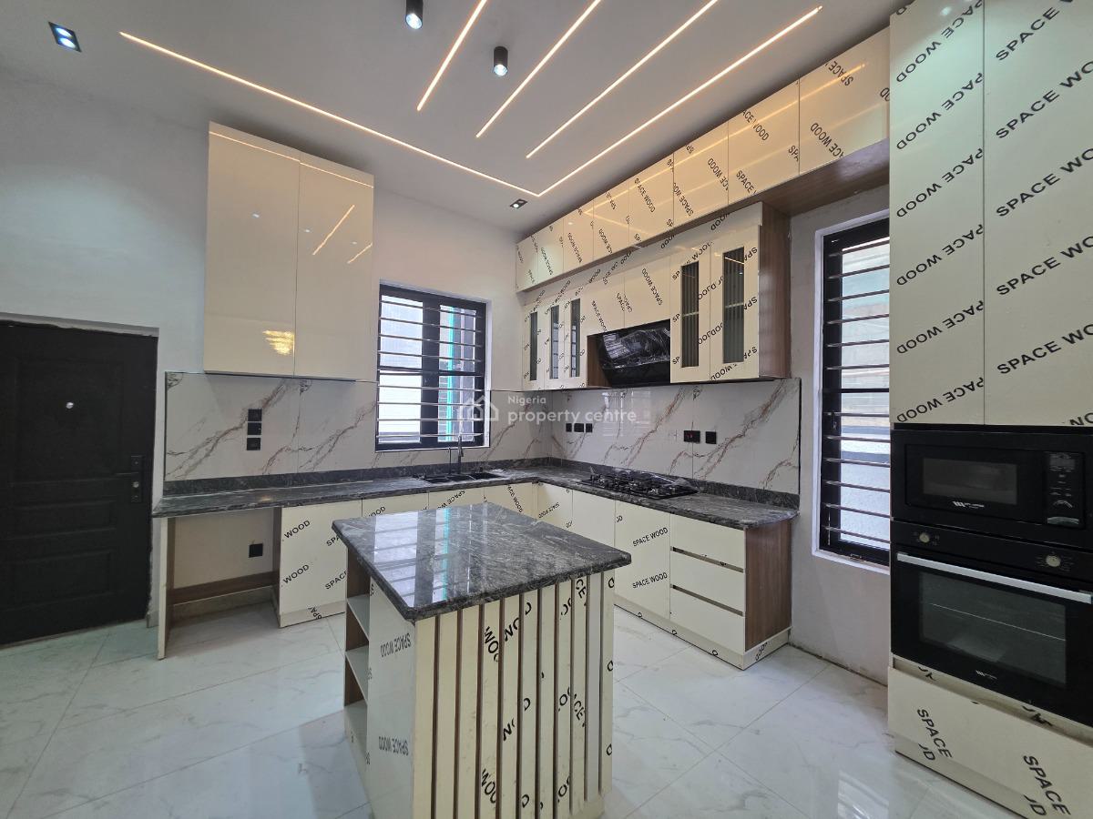 Strategically Located Luxury 5 Bedroom Detached Duplex with Pool, Ikota, Lekki, Lagos, Detached Duplex for Sale