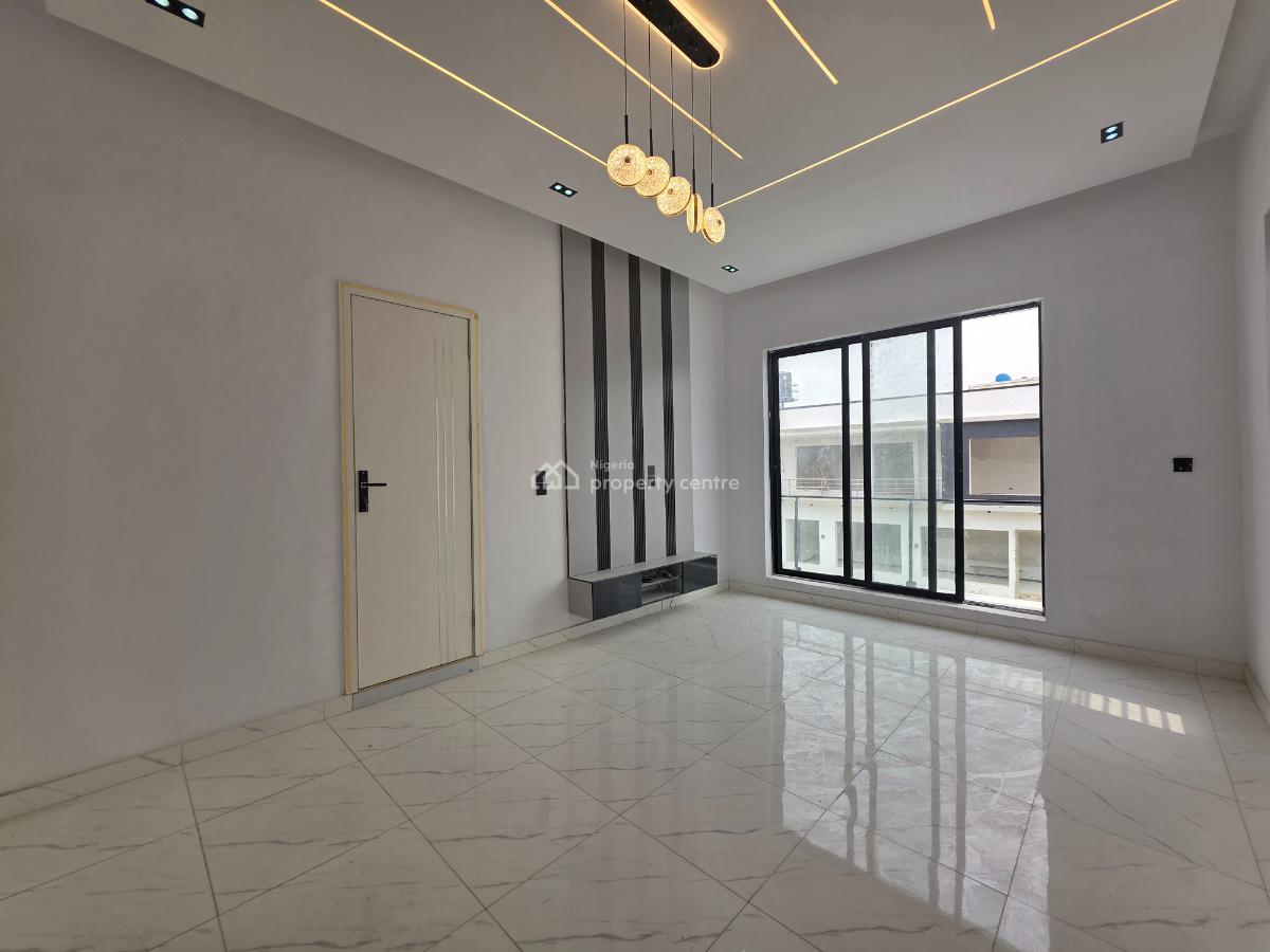 Strategically Located Luxury 5 Bedroom Detached Duplex with Pool, Ikota, Lekki, Lagos, Detached Duplex for Sale