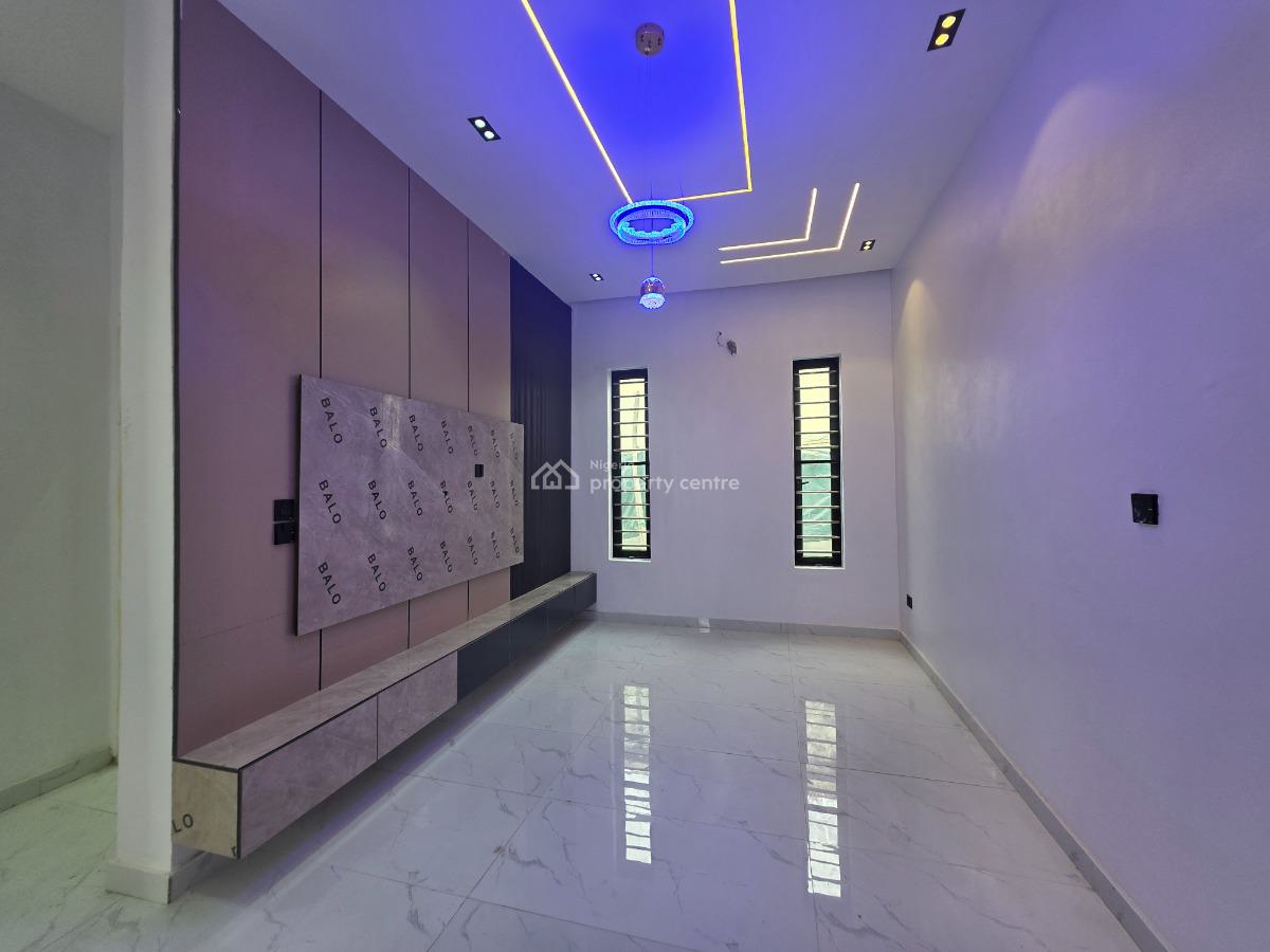 Strategically Located Luxury 5 Bedroom Detached Duplex with Pool, Ikota, Lekki, Lagos, Detached Duplex for Sale