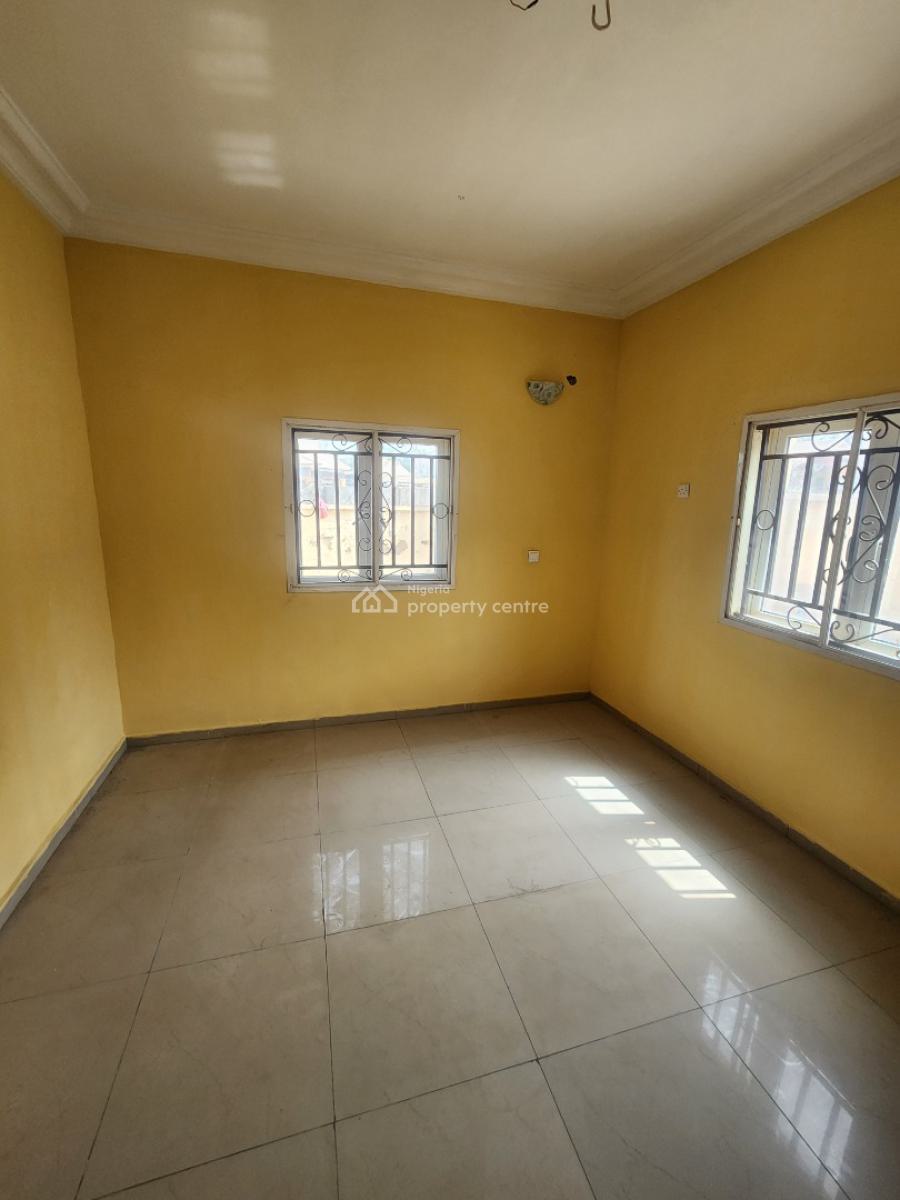Luxury Three Bedroom Block of Flat, News Engineering, Dawaki, Gwarinpa, Abuja, Flat / Apartment for Rent